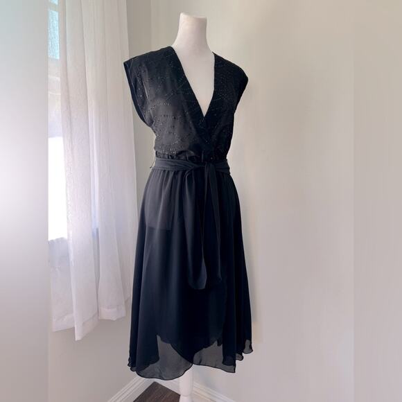 Vintage ‘80s Tracy! Sheer Black Sequined V-Neck Belted Short Sleeve Midi Dress - Picture 5 of 10